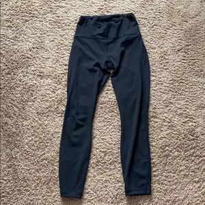 Black Train Times Lulu Lemon Leggings Size 6